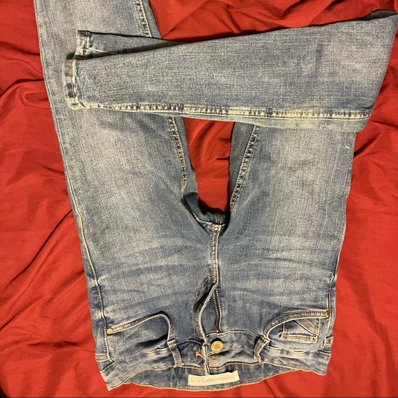 Blue Fade Jeans - Picture 2 of 3